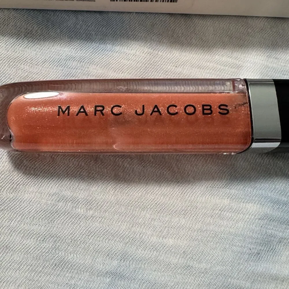 NIB Marc Jacobs Enamored Lip Lacquer 336 Uproar Discontinued